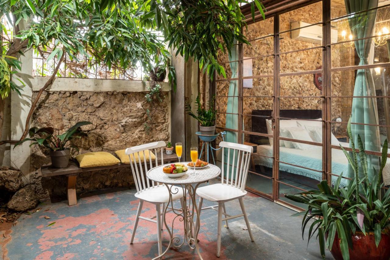 Trieste Neve Tzedek Boutique Suites Tel Aviv Exterior foto